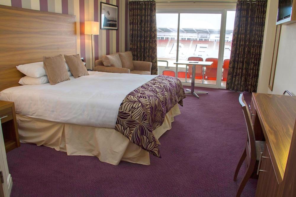 Blackpool Football Club Stadium Hotel, A Member Of Radisson Individuals Ngoại thất bức ảnh