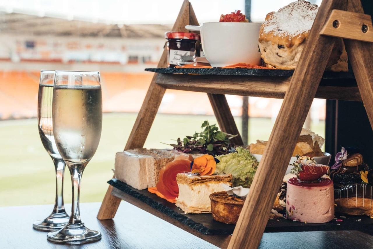 Blackpool Football Club Stadium Hotel, A Member Of Radisson Individuals Ngoại thất bức ảnh