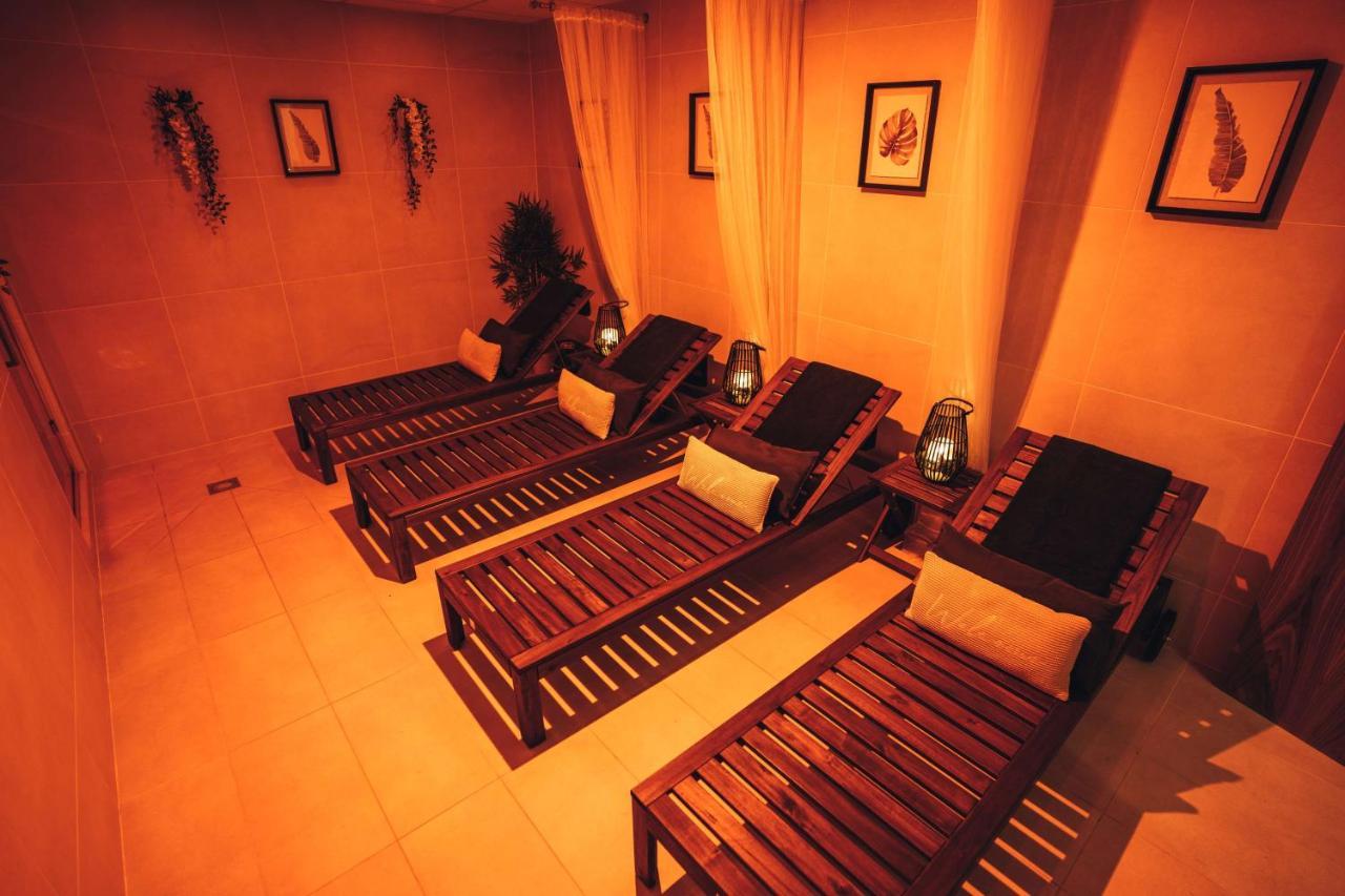 Blackpool Football Club Stadium Hotel, A Member Of Radisson Individuals Ngoại thất bức ảnh