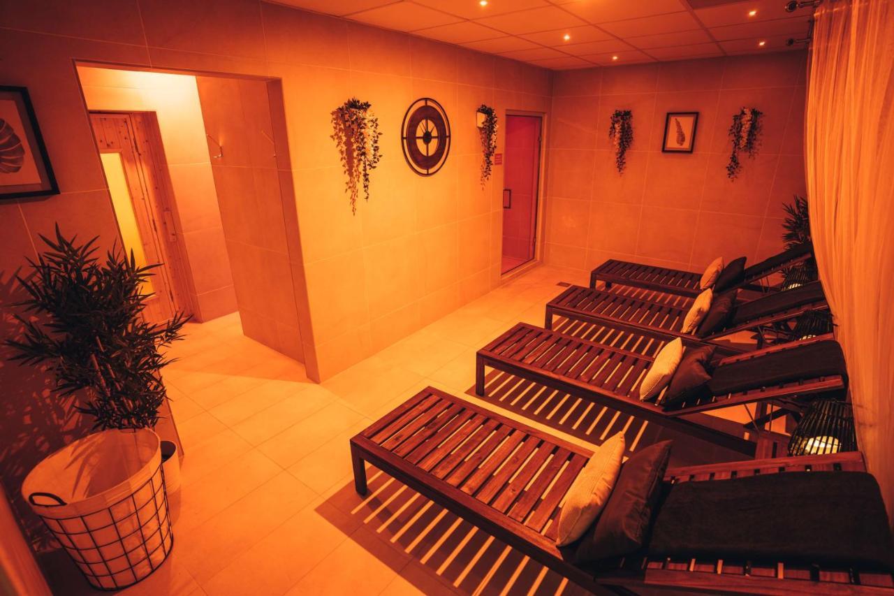 Blackpool Football Club Stadium Hotel, A Member Of Radisson Individuals Ngoại thất bức ảnh
